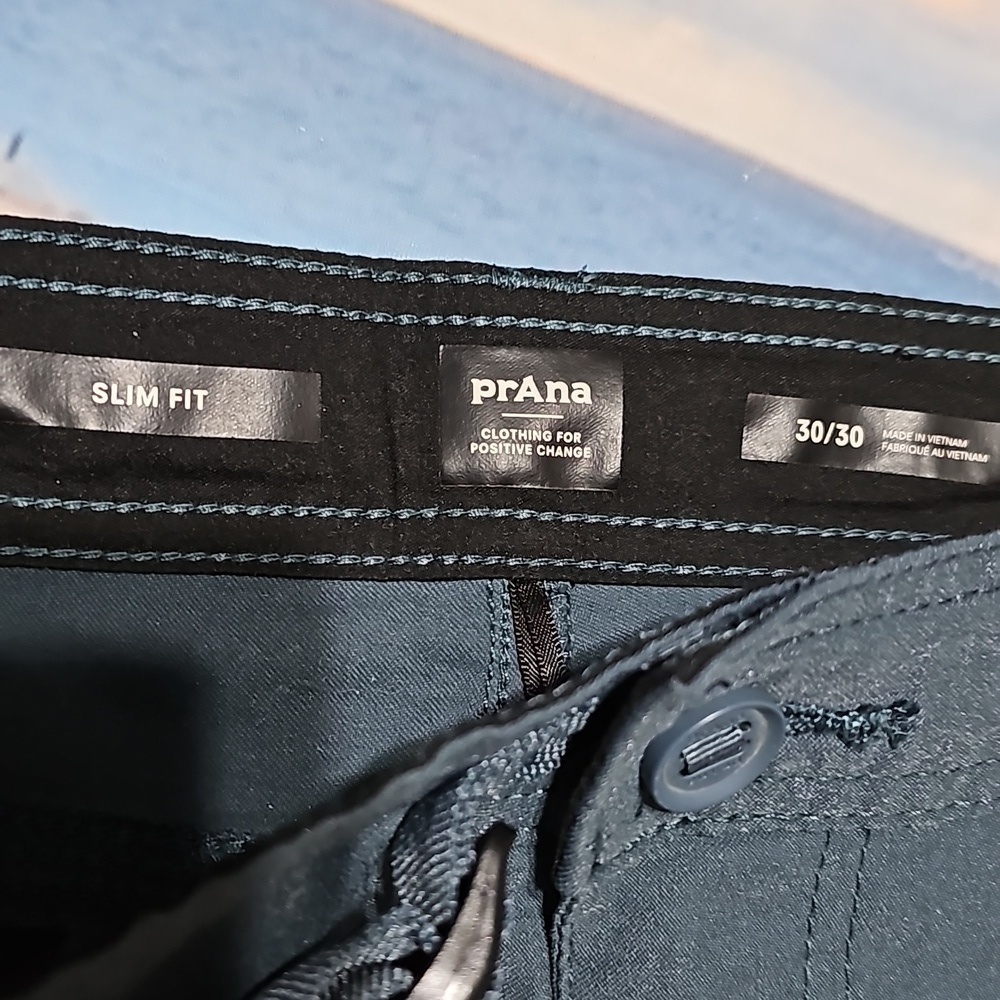 Prana Slim Fit Convertible Cargo Pants Size 30x28 - Picture 2 of 4